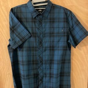 O’Neill short sleeve, button up shirt